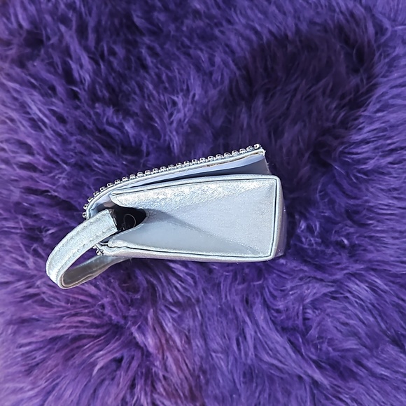 Silver Bag, OS - Picture 3 of 10